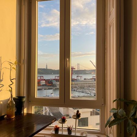 Embassy Arriaga Private Elegance Rooms In Stylish Shared Apartment Lizbona Zewnętrze zdjęcie