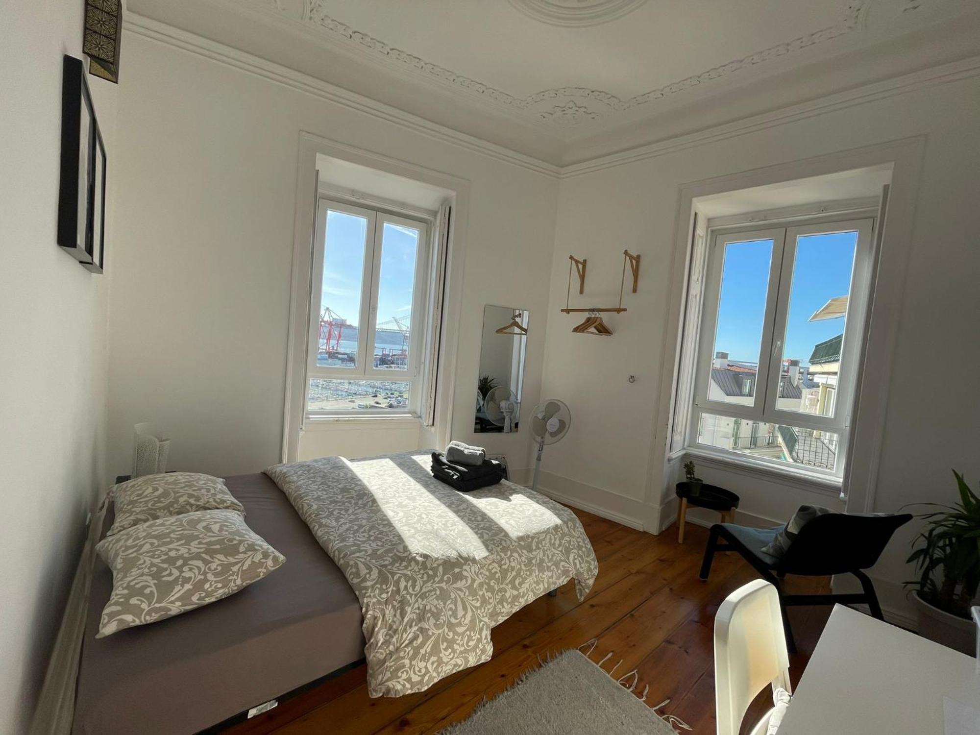 Embassy Arriaga Private Elegance Rooms In Stylish Shared Apartment Lizbona Zewnętrze zdjęcie